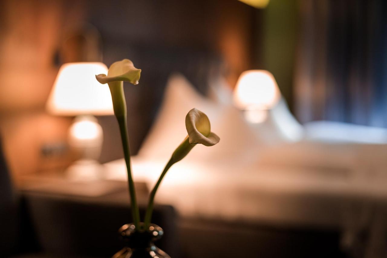 Boutique Hotel Mandarfnerhof Sankt Leonhard im Pitztal Luaran gambar