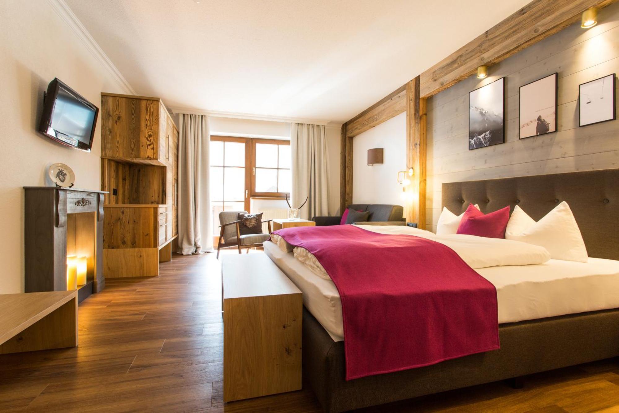 Boutique Hotel Mandarfnerhof Sankt Leonhard im Pitztal Luaran gambar
