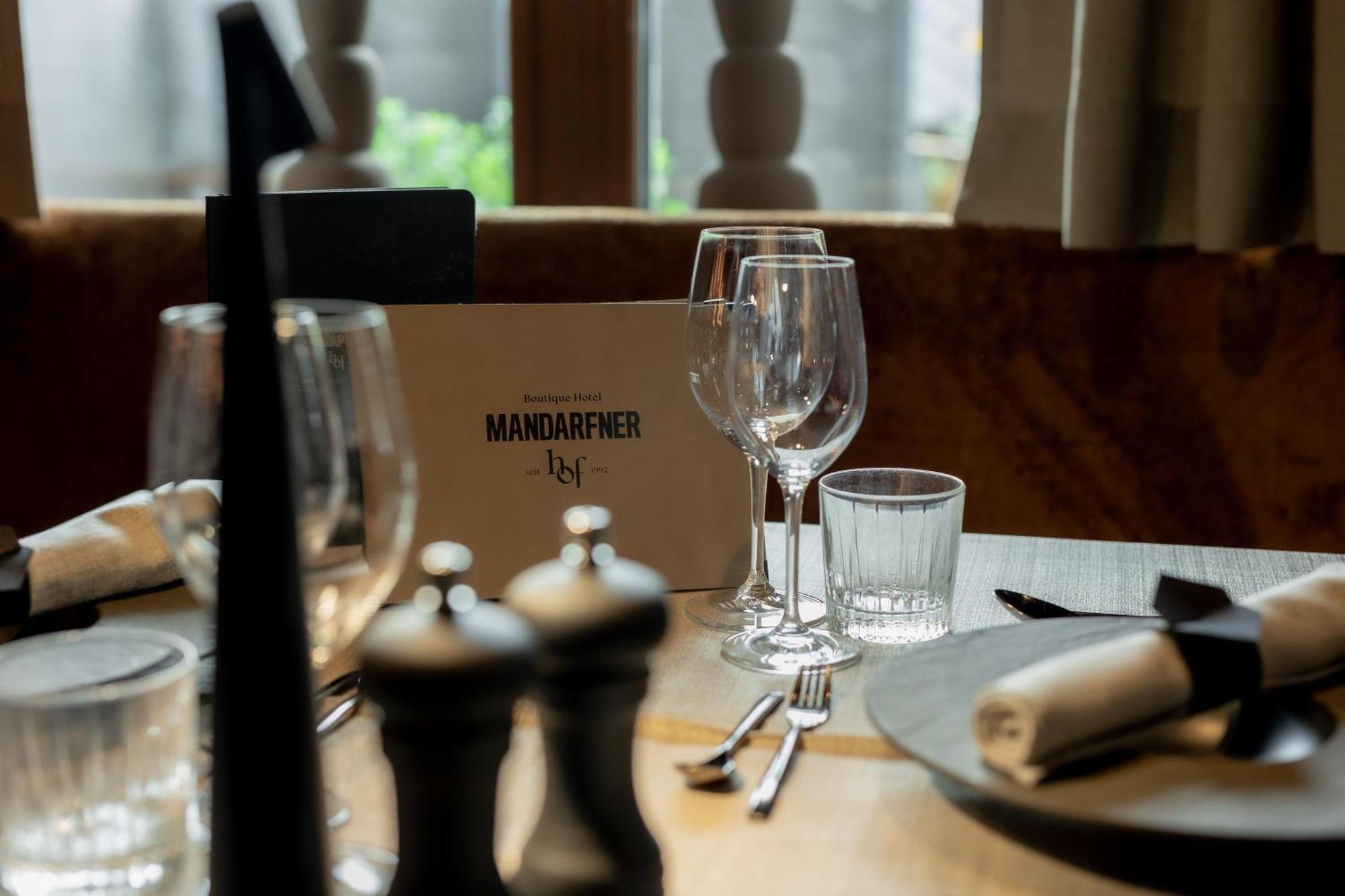 Boutique Hotel Mandarfnerhof Sankt Leonhard im Pitztal Luaran gambar